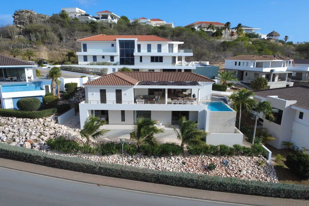 Main property