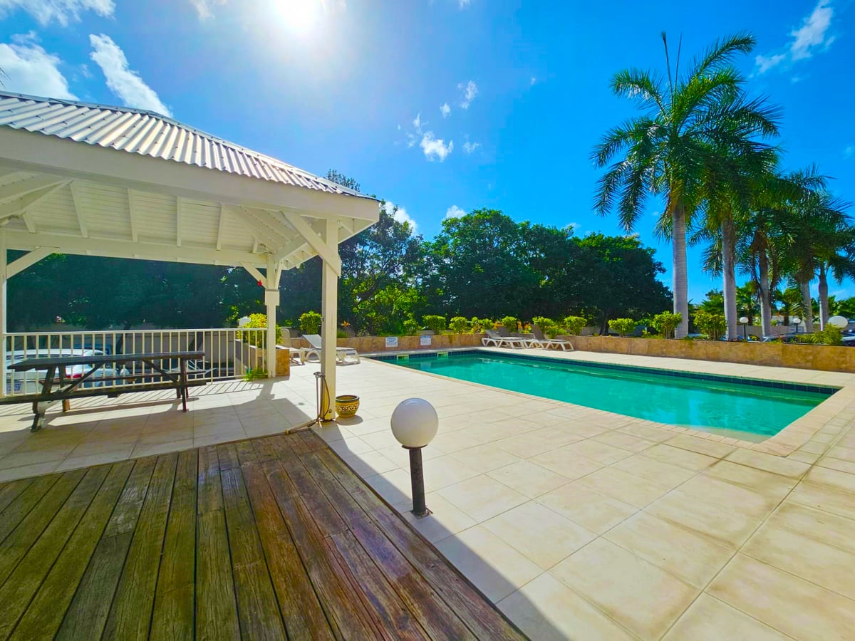 Main property