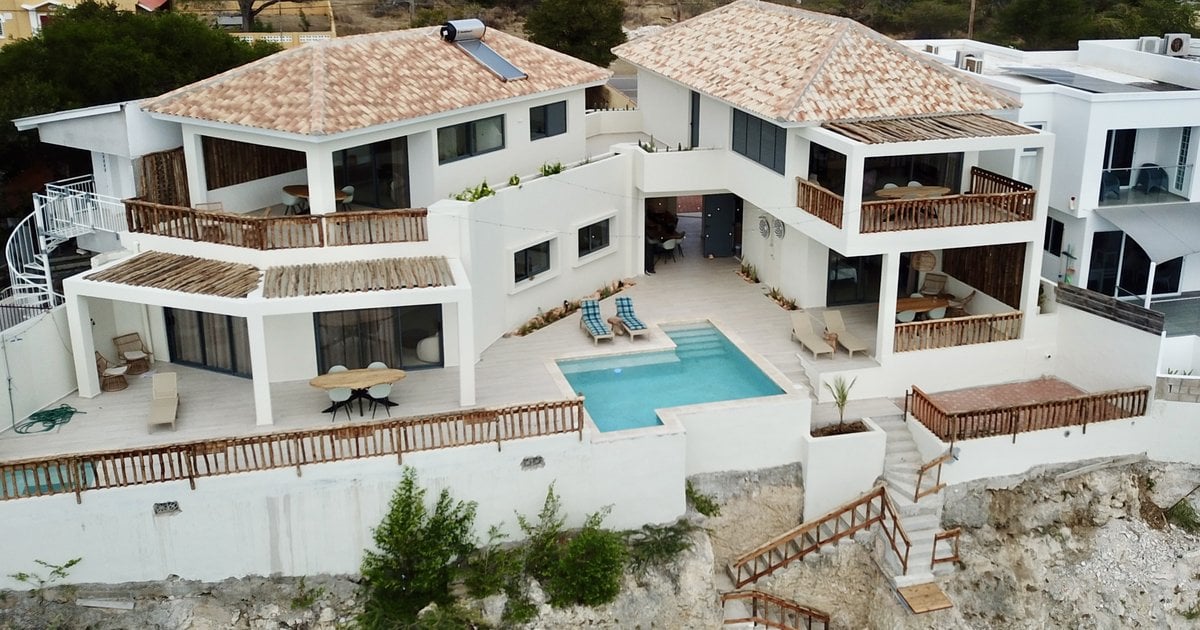 House in Lagun (Dorp)