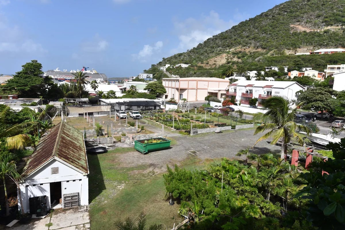 Main property