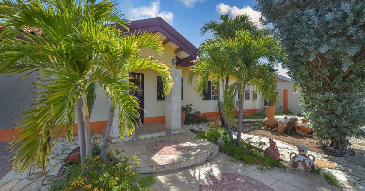 House in Sero Blanco Cumana