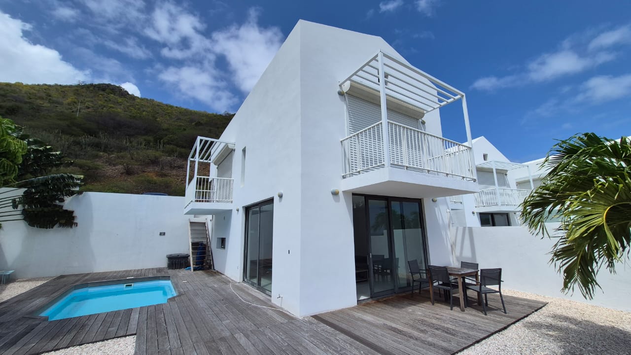 Main property