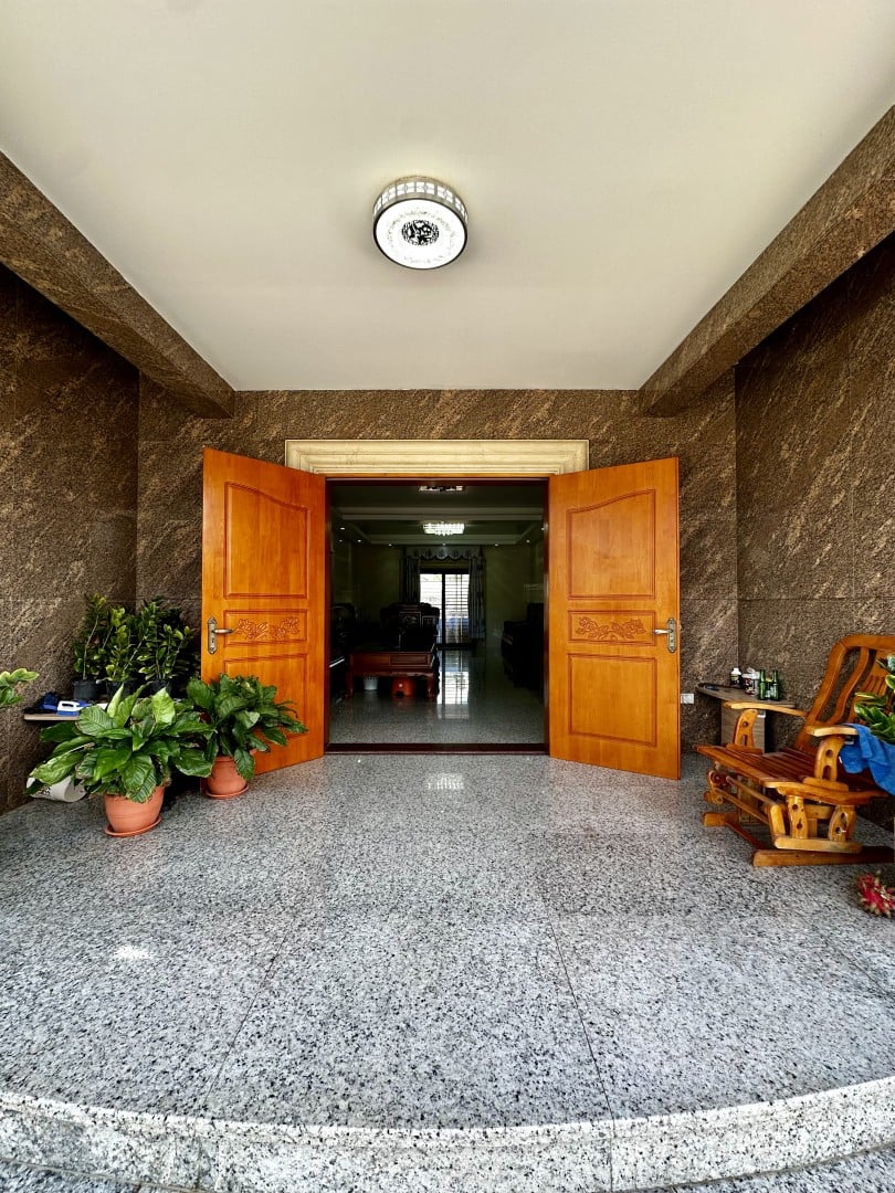 Main property