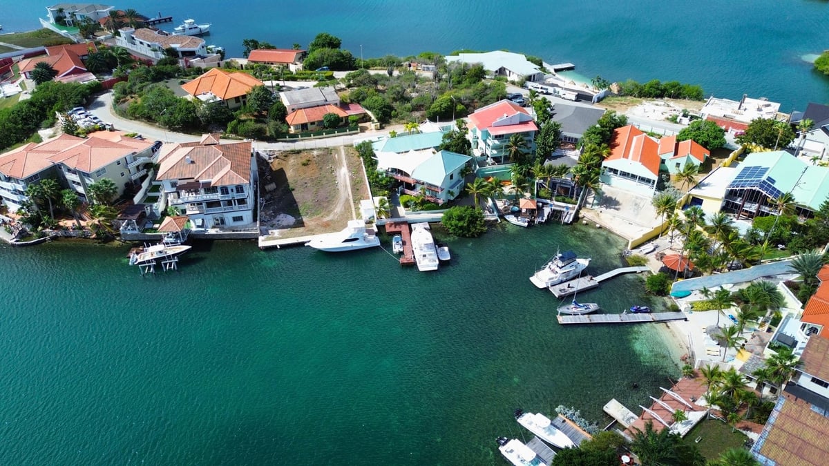 Main property